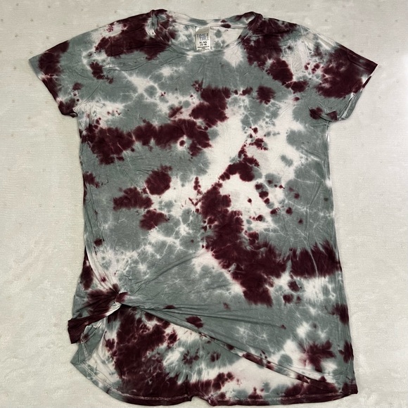 Time and Tru Tye Dye Shirt - Picture 2 of 5